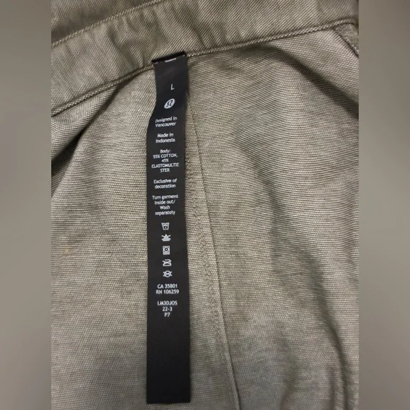 Lululemon Men’s Commission Button Down Long Sleeve